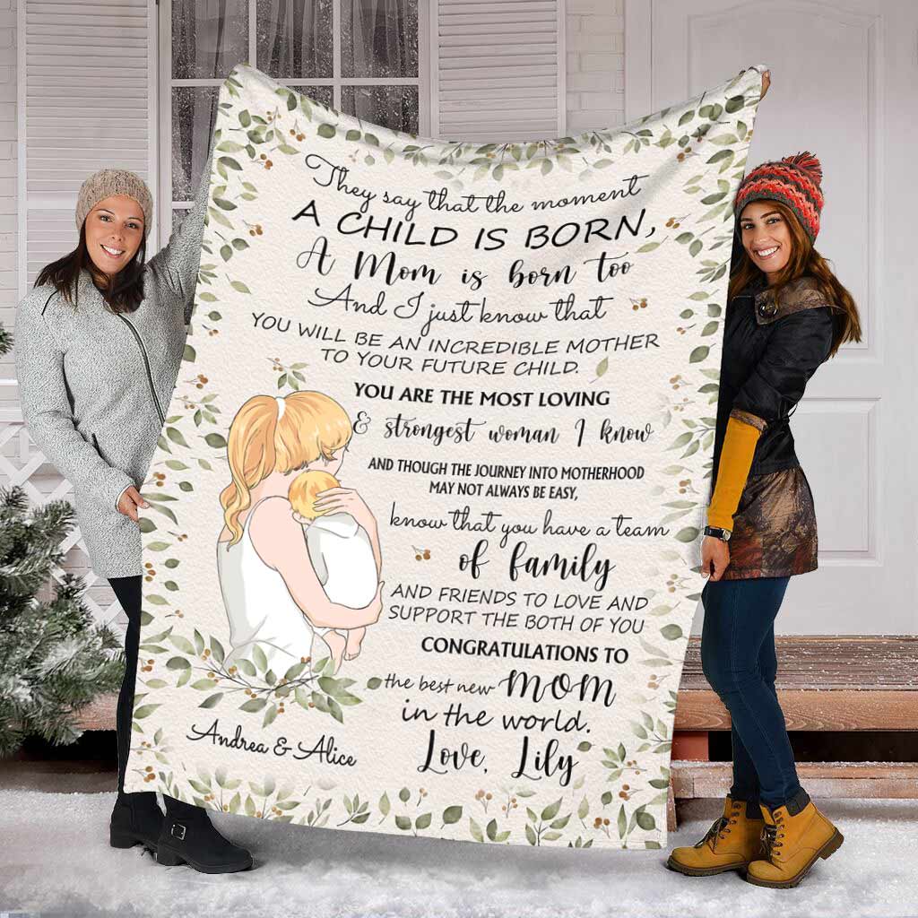 Family The Moment A Child Is Born Personalized - Flannel Blanket - Owls Matrix LTD