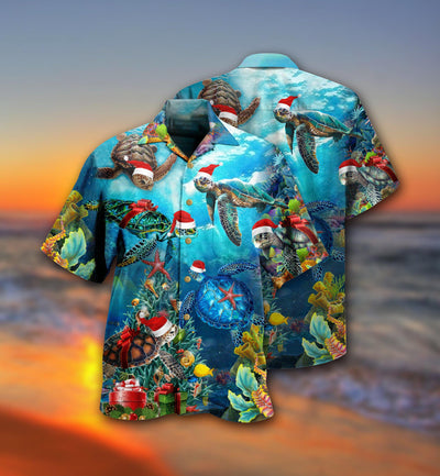 Turtle Love Christmas And Ocean - Hawaiian Shirt - Owls Matrix LTD