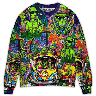 Sweater / S Hippie Space Alien Smoking Weed - Sweater - Ugly Christmas Sweaters - Owls Matrix LTD