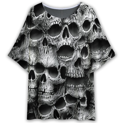 S Skull No Fear No Pain Black - Women's T-shirt With Bat Sleeve - Owls Matrix LTD