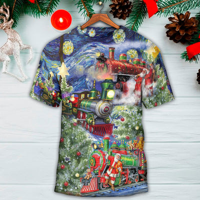 Christmas The Gift Train Arrives At The Wharf - Round Neck T-shirt - Owls Matrix LTD