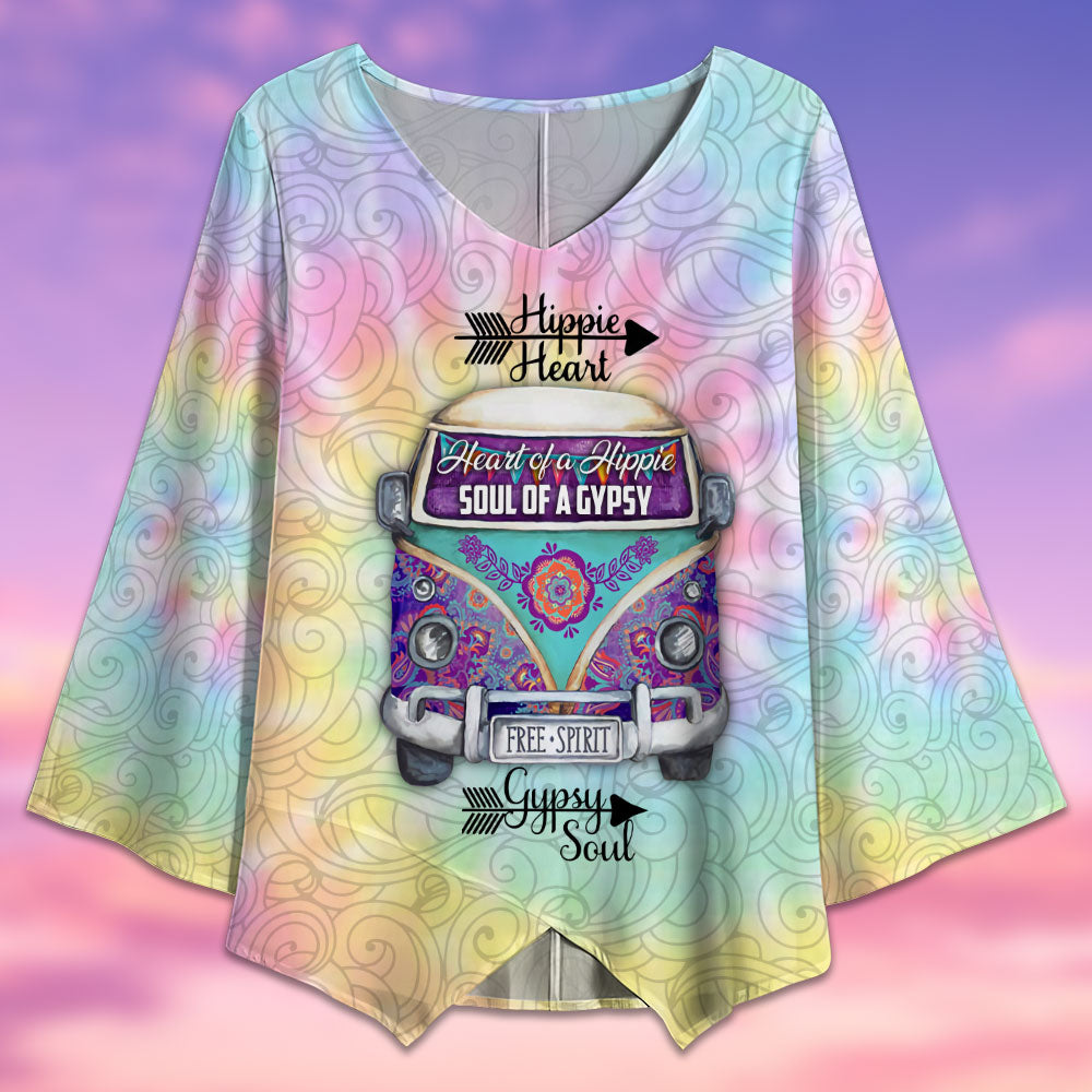 Hippie Heart Gypsy Soul - V-neck T-shirt - Owls Matrix LTD