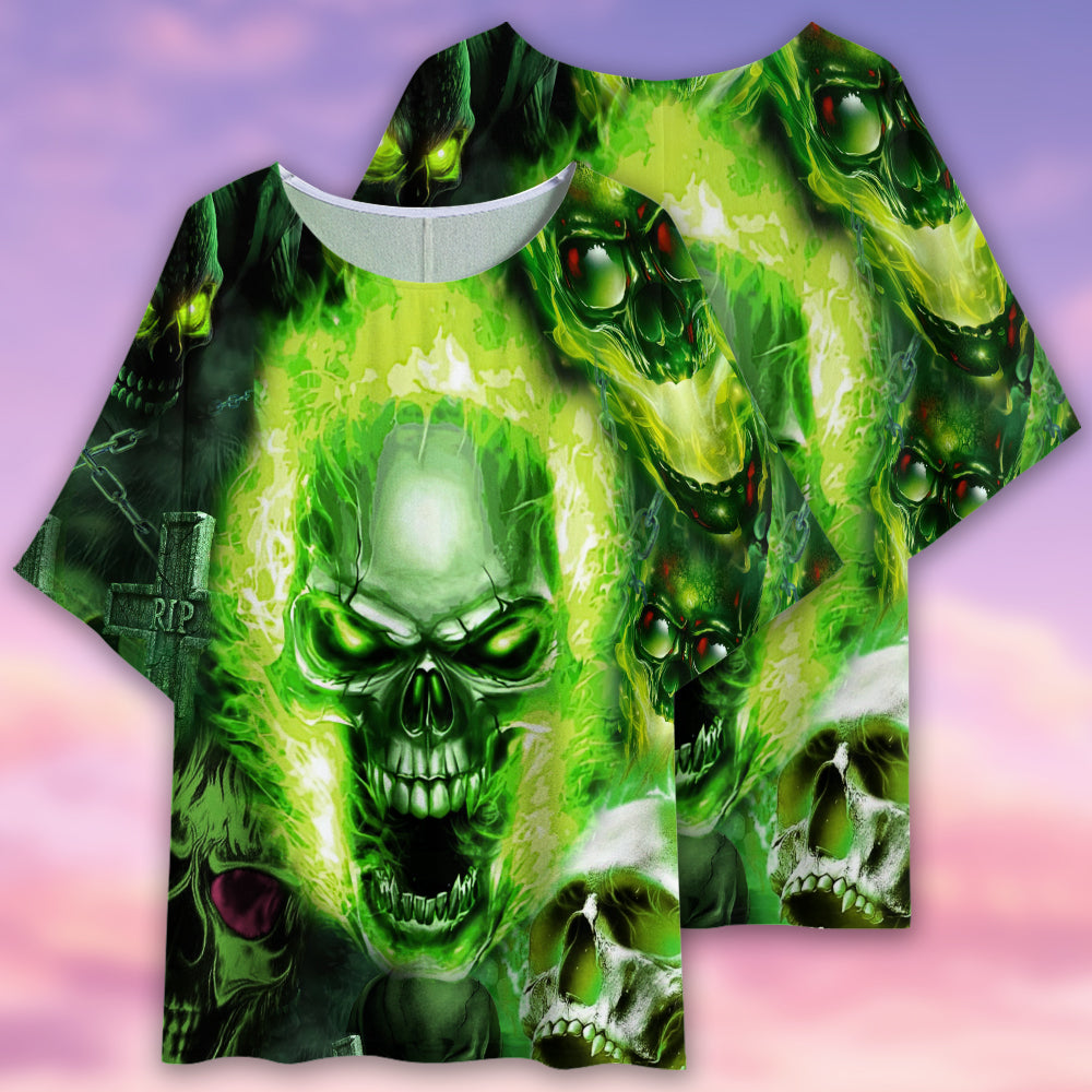 Skull Green Fear No Man - Women's T-shirt With Bat Sleeve - Owls Matrix LTD