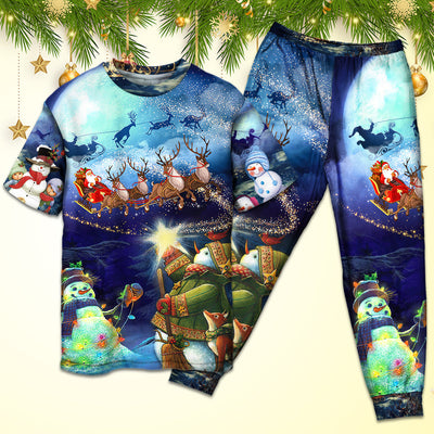 Christmas Rudolph Santa Claus Reindeer Snowman Light Art Style - Pajamas Short Sleeve - Owls Matrix LTD