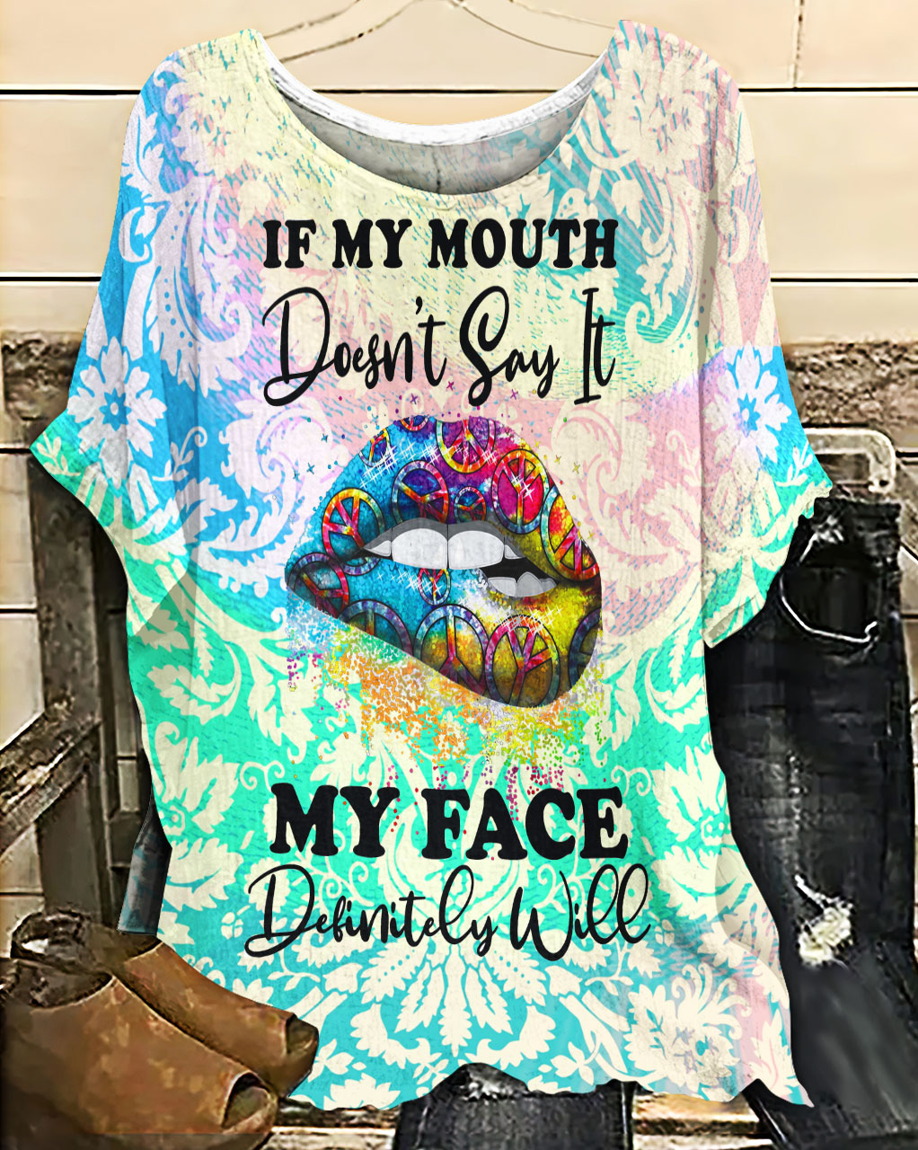 Hippie Lips If My Mouth Doesn't Say It - Women's T-shirt With Bat Sleeve - Owls Matrix LTD