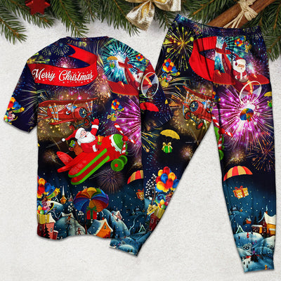 Christmas Spreading Love Santa - Pajamas Short Sleeve - Owls Matrix LTD