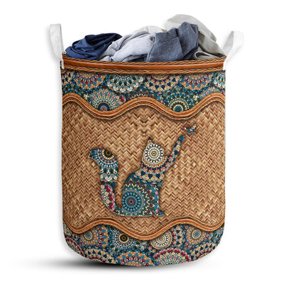 S: 17.72”x13.78” (45x35 cm) Cat Rattan Mandala Style - Laundry Basket - Owls Matrix LTD