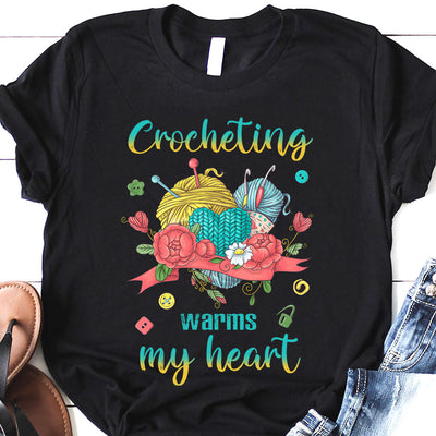 Crochet Lover Crocheting Warms My Heart MHRZ1106003Y Dark Classic T Shirt